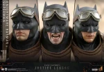 Zack Snyder Justice League TMS038 Batman Knightmare and Superman Black Suit 1/6 - Imagen 19