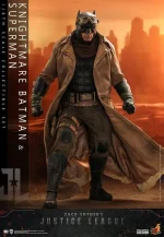 Zack Snyder Justice League TMS038 Batman Knightmare and Superman Black Suit 1/6 - Imagen 24