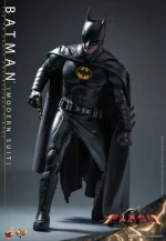 The Flash 2023 MMS712 Batman Modern Suit 1/6th Scale Collectible Figure - Imagen 4