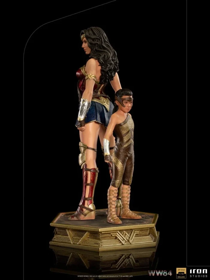 Wonder Woman and Young Diana Deluxe WW84 Art Scale 1/10 - Imagen 7