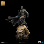Batman on Bat Signal CCXP Exclusive Limited Edition Statue - Imagen 6
