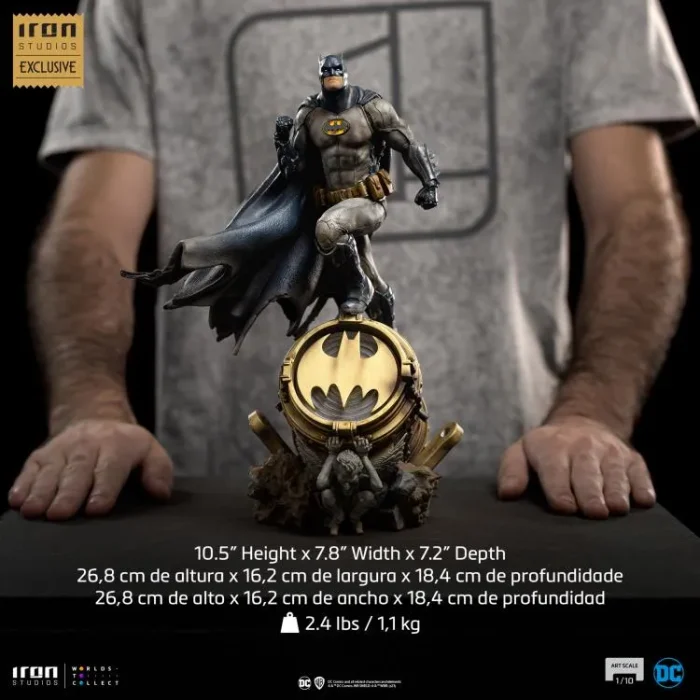Batman on Bat Signal CCXP Exclusive Limited Edition Statue - Imagen 7
