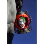 Batman Last Knight on Earth ArtFX Batman Statue - Imagen 6