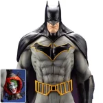 Batman Last Knight on Earth ArtFX Batman Statue - Imagen 3