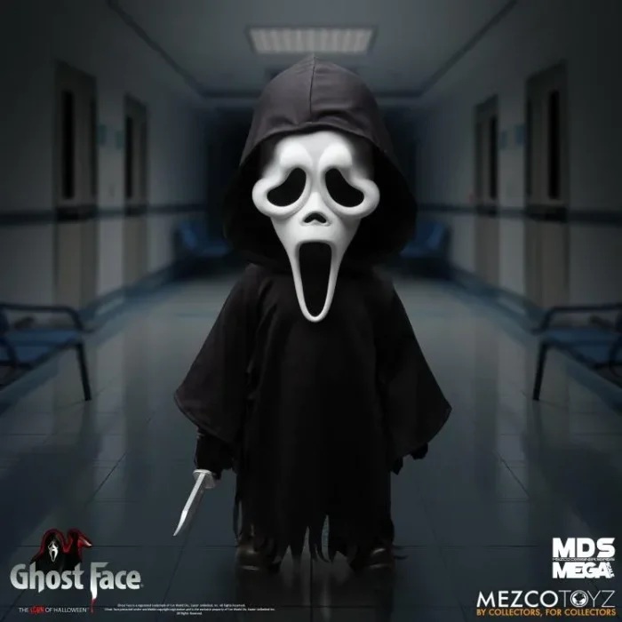Ghost Face Mezco Designer Series Mega Scale Figure - Imagen 3