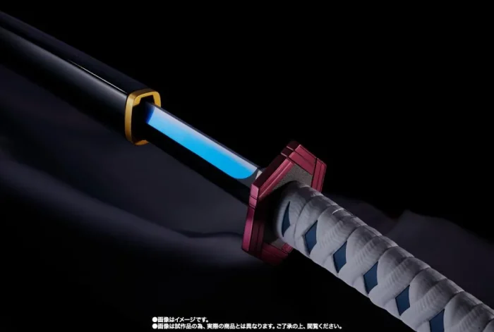 Demon Slayer Kimetsu no Yaiba Proplica Giyu Tomioka Nichirin Sword - Imagen 2