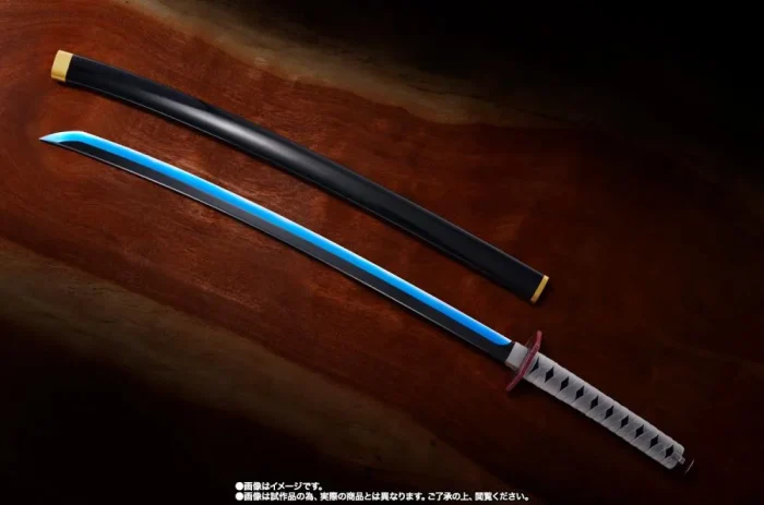 Demon Slayer Kimetsu no Yaiba Proplica Giyu Tomioka Nichirin Sword - Imagen 4
