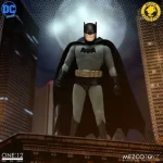 Batman Golden Age Caped Crusader Edition One 12 Collective Action Figure - Imagen 2