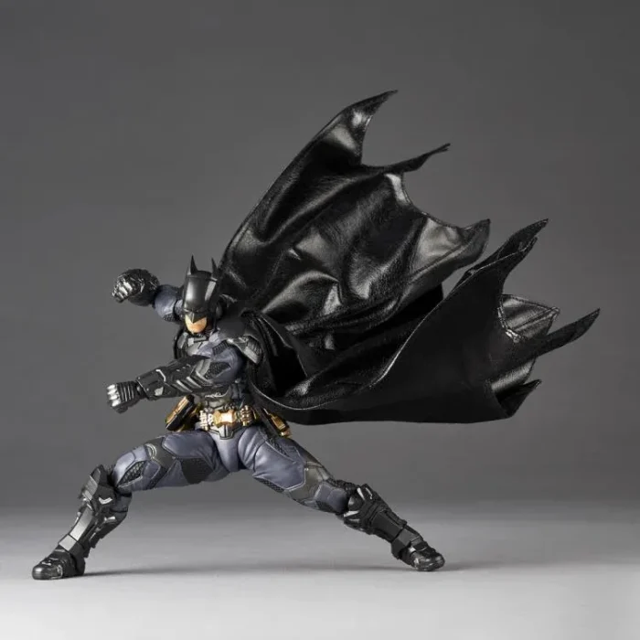 Batman Arkham Knight Amazing Yamaguchi Revoltech NR038 Batman - Imagen 12