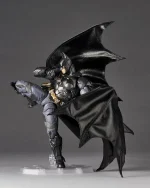 Batman Arkham Knight Amazing Yamaguchi Revoltech NR038 Batman - Imagen 8