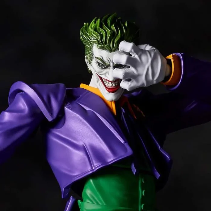 DC Comics Amazing Yamaguchi Revoltech The Joker - Imagen 11