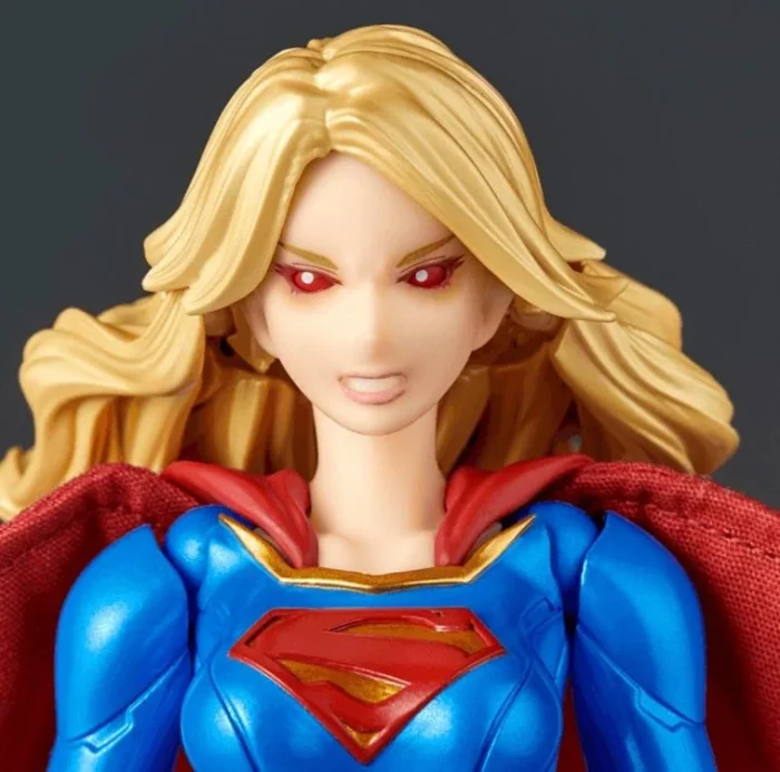 DC Comics Amazing Yamaguchi Revoltech NR032 Supergirl - Imagen 8
