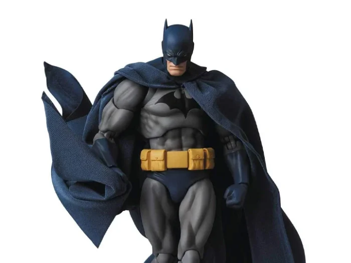 Batman Hush MAFEX No 105 Batman Action Figure