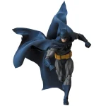 Batman Hush MAFEX No 105 Batman Action Figure - Imagen 6