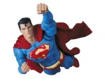 Hush MAFEX No 117 Superman Action Figure - Imagen 3