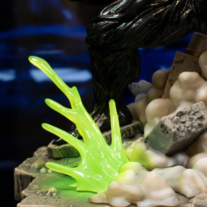 Marvels Spider Man 2 Gallery Venom Diorama - Imagen 11