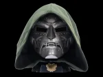 Marvel Legends Doctor Doom Mascara con Capucha