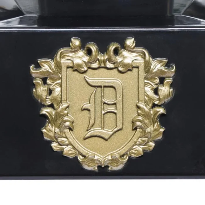 Marvel Legends Doctor Doom Mascara con Capucha - Imagen 17