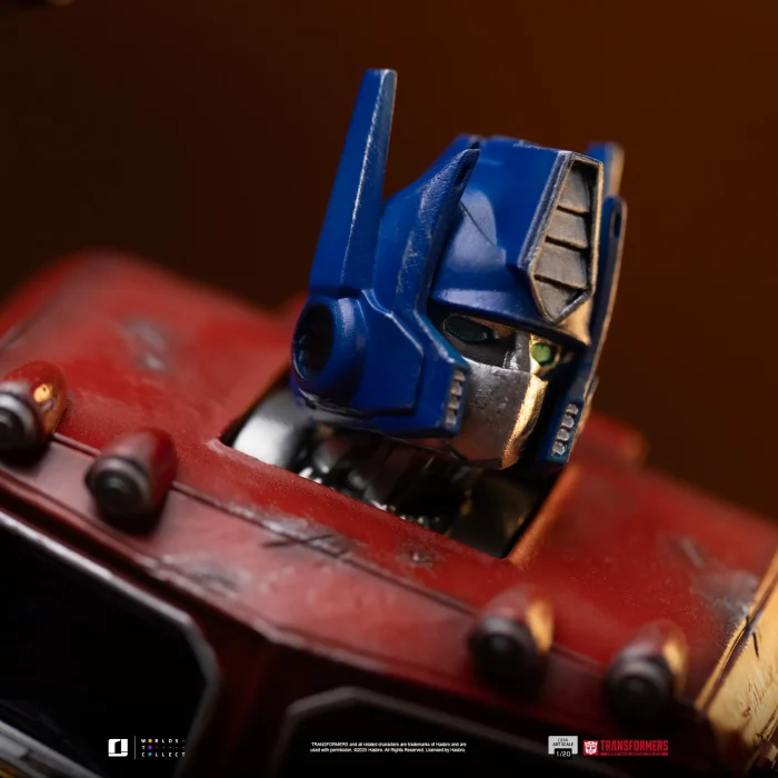 Transformers Optimus Prime 1/20 Demi Art Scale - Imagen 12
