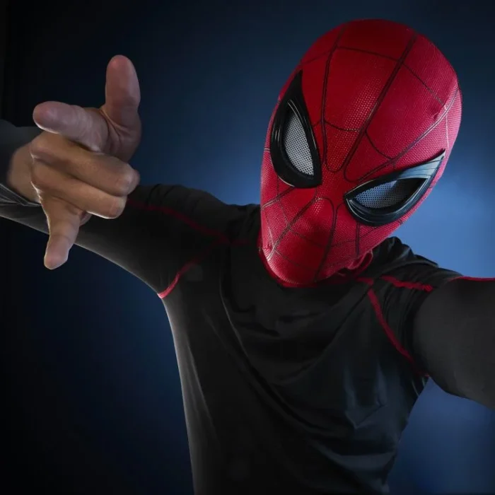 Spider Man Homecoming Marvel Legends Spider Man 1/1 Scale Wearable Electronic Expressive Mask - Imagen 19
