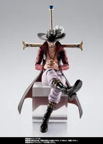 One Piece SH Figuarts Dracule Mihawk Hawk Eye - Imagen 4