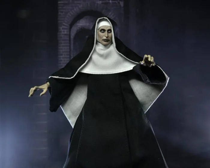 The Conjuring Universe Ultimate Valak - Imagen 12