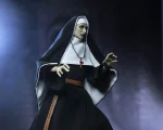 The Conjuring Universe Ultimate Valak - Imagen 11