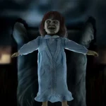 The Exorcist Mezco Designer Series Regan MacNeil Roto Plush Doll