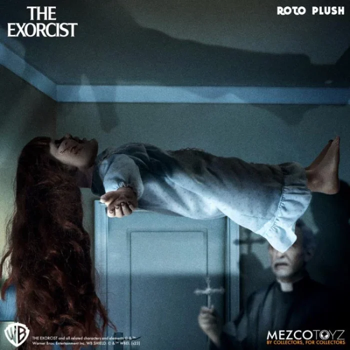 The Exorcist Mezco Designer Series Regan MacNeil Roto Plush Doll - Imagen 3
