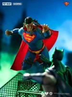 Batman Hush Superman 1/12 Scale - Imagen 4