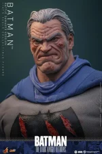 Batman The Dark Knight Returns Batman Battle Damaged Version 1/6 - Imagen 16