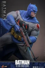 Batman The Dark Knight Returns Batman Battle Damaged Version 1/6 - Imagen 10