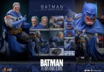 Batman The Dark Knight Returns Batman Battle Damaged Version 1/6 - Imagen 21
