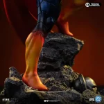DC Comics Absolute Superman 1/10 Art Scale - Imagen 13