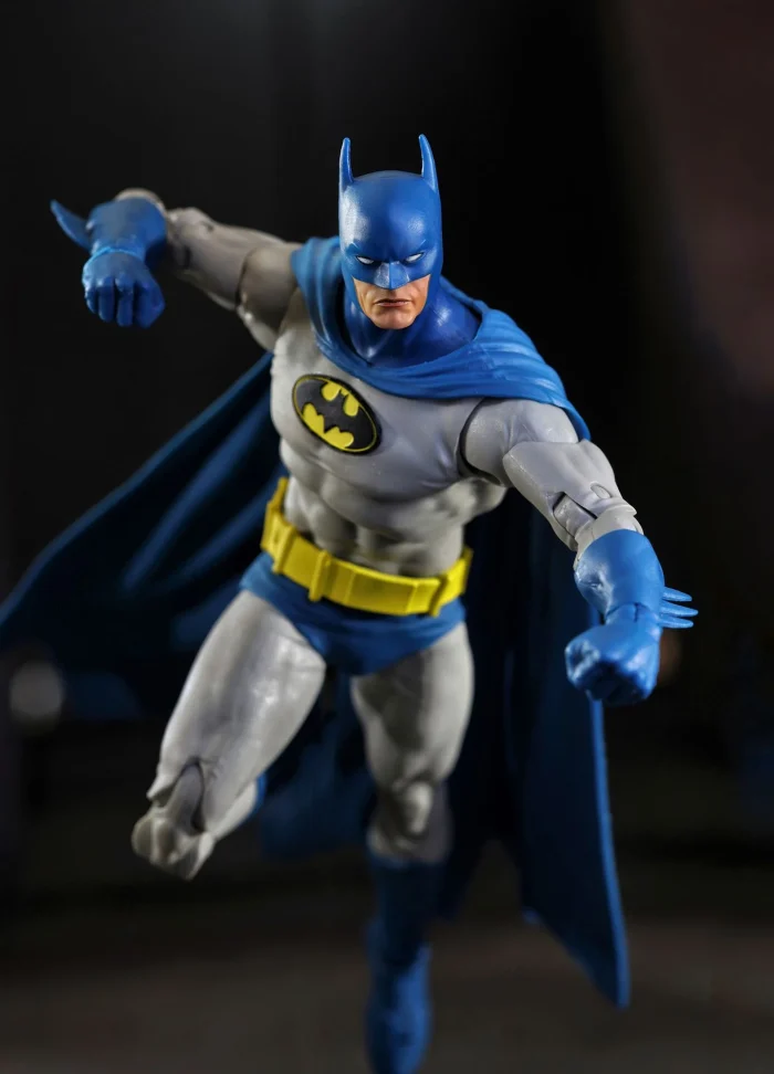 Batman Knightfall DC Multiverse McFarlane Vault Collection Batman - Imagen 4